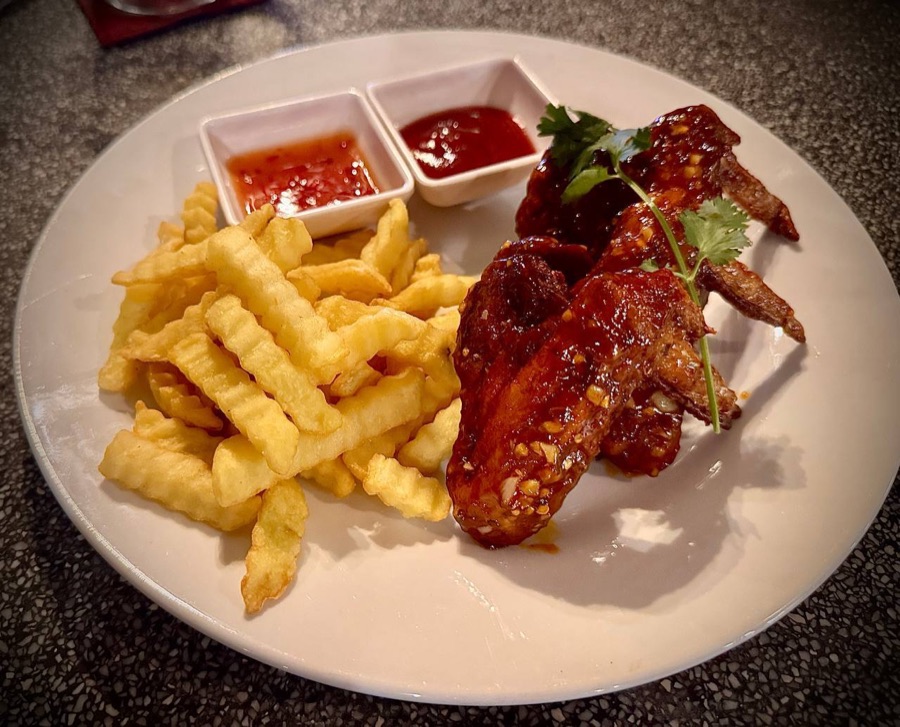 Spicy wings at Pomme Brewhouse, Siem Reap